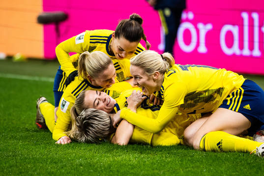 Lina Hurtig of Sweden celebrates scoring 2-1