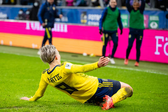 Lina Hurtig of Sweden celebrates scoring 2-1