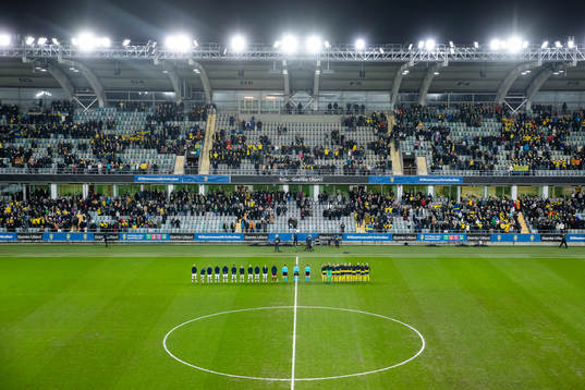 Players of Finland and Sweden
