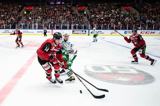 Malmö Redhawks Carl-Johan Lerby och Rögles Adam Edström