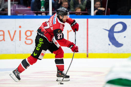 Malmö Redhawks Ponthus Westerholm skjuter in 3-1 målet