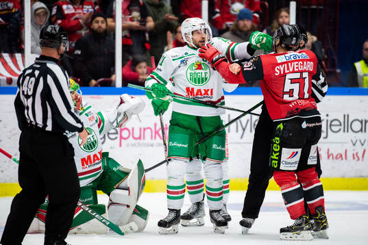Rögles Mattias Sjögren och Malmö Redhawks Emil Sylvegård