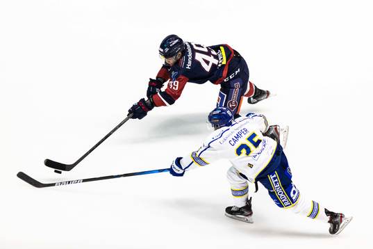 Linköpings Benjamin Maxwell och Leksands Carter Camper