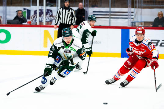 Färjestads Daniel Viksten och Timrås Erik Walli Walterholm
