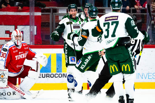 Färjestads Per Åslund jublar
