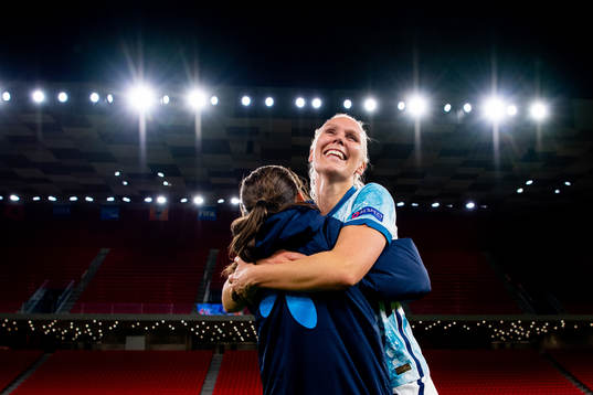 Tuva Hansen and Maria Thorisdottir of Norway