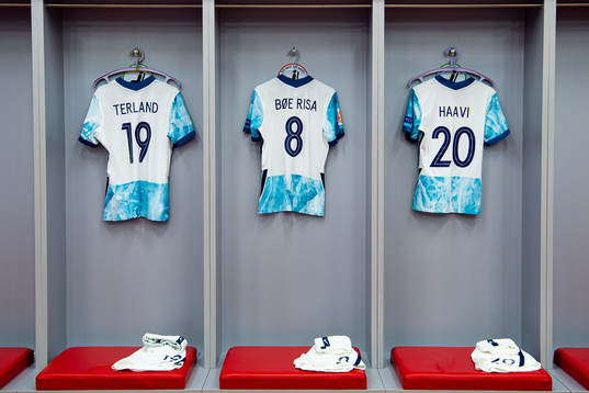 The kits of Elisabeth Terland, Vilde Bøe Risa and Emilie