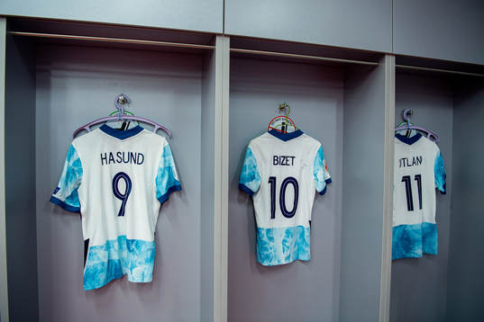 The kits of Vilde Hasund, Celin Bizet Ildhusøy and