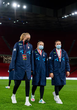 Emilie Bragstad, Julie Blakstad and goalkeeper Rugile