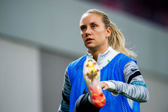 Lisa Fjeldstad Naalsund of Norway warms up