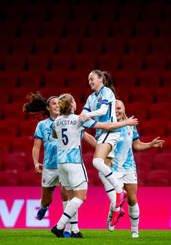 Vilde Hasund of Norway celebrates with teammates Ingrid