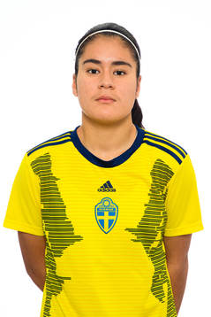 Daniela Hamberg i F16-landslaget