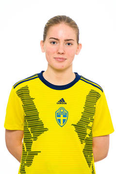 Elsa Bengtsson i F16-landslaget