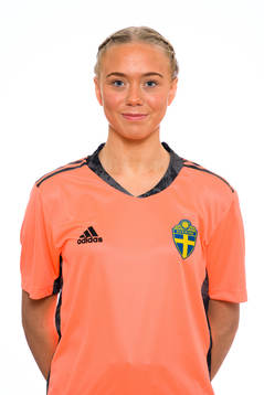 Linnea Selander Wiberg i F16-landslaget