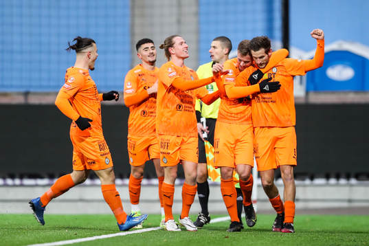 AFC Eskilstunas Ashley Mark Coffey jublar