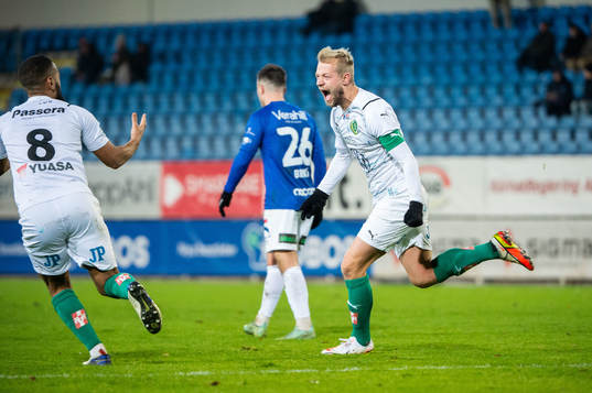 Jönköpings Sebastian Crona jublar
