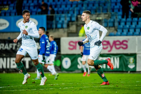 Jönköpings Marko Nikolic jublar med lagkamraterna