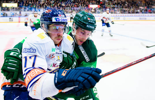 Växjös Emil Forslund och Färjestads Per Åslund