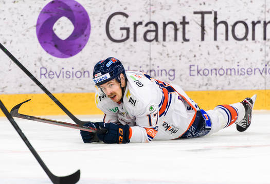 Växjös Emil Forslund deppar