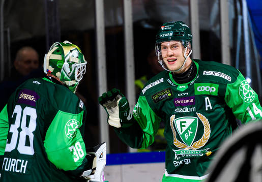 Färjestads Victor Ejdsell jublar