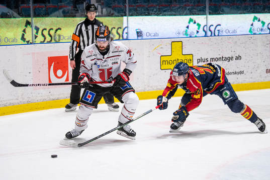 Örebros Nick Ebert och Djurgårdens William Eklund