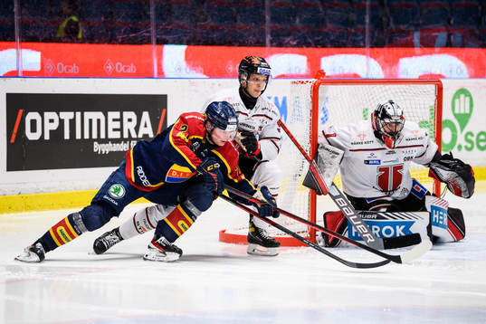 Djurgårdens Filip Cederqvist och Örebros Kristian Näkyvä
