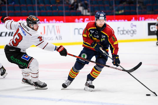 Örebros Christopher Mastomäki och Djurgårdens Linus