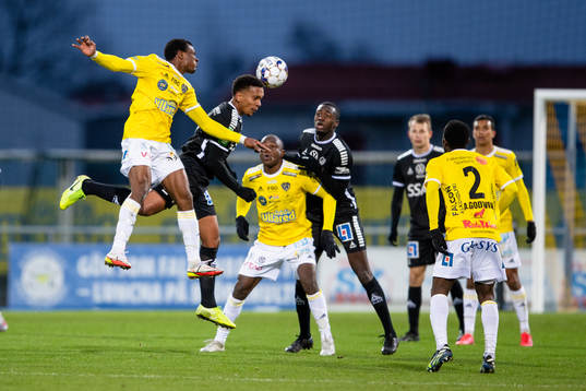 Falkenbergs Umar Bala Muhammed och Brages Seth Kanteh