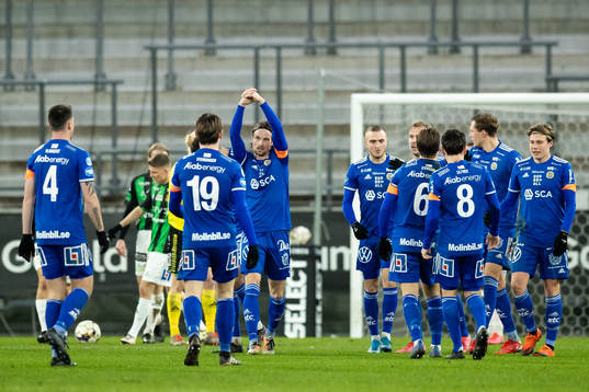 Sundsvalls Linus Hallenius jublar
