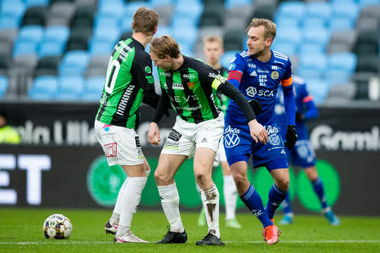 GAIS Adam Egnell och August Wängberg mot Sundsvalls Pontus