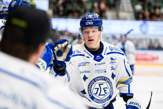Leksands Emil Heineman jublar
