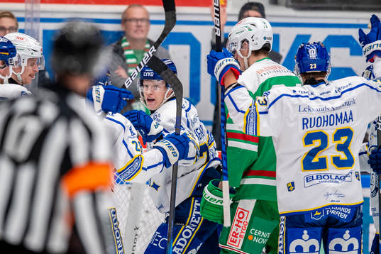 Leksands Emil Heineman jublar