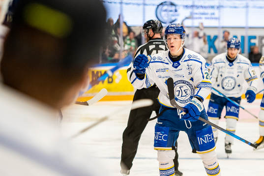 Leksands Emil Heineman jublar
