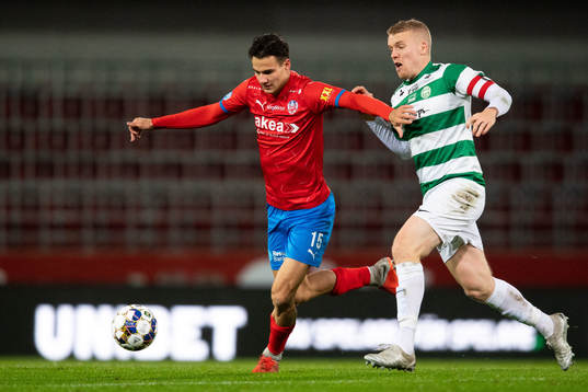 Helsingborgs Assad Al Hamlawi och Västerås Simon Johansson
