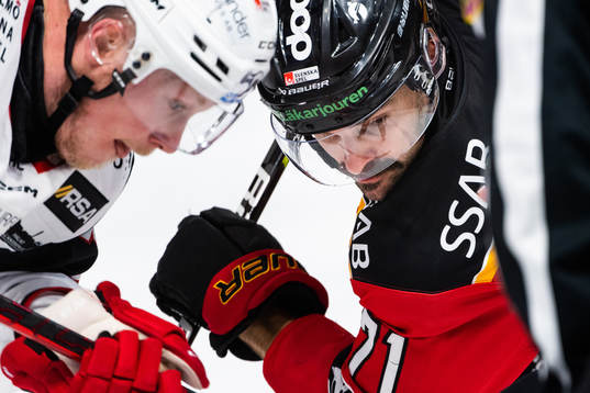Luleås Linus Fröberg tekar