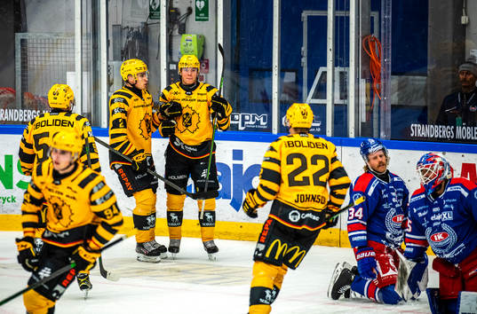 Skellefteås Rickard Hugg jublar
