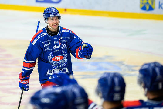 Oskarshamns Jonas Engström jublar