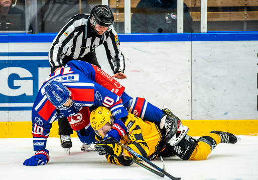 Oskarshamns Dale Weise och Skellefteås Oskar Nilsson