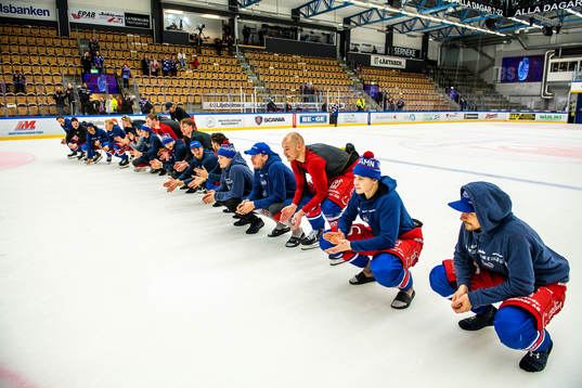 Oskarshamns spelare jublar