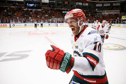Frölundas Jens Olsson jublar