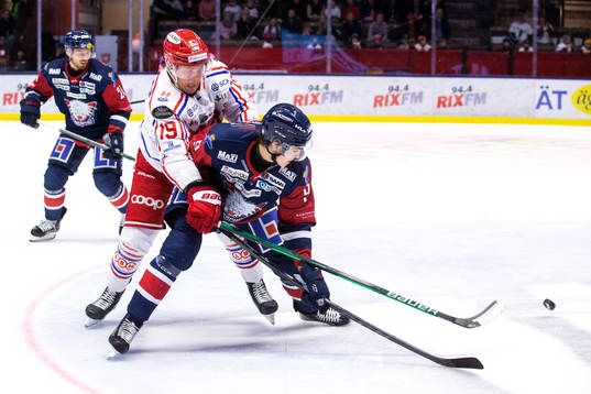 Timrås Erik Andersson och Linköpings Daniel Ljungman