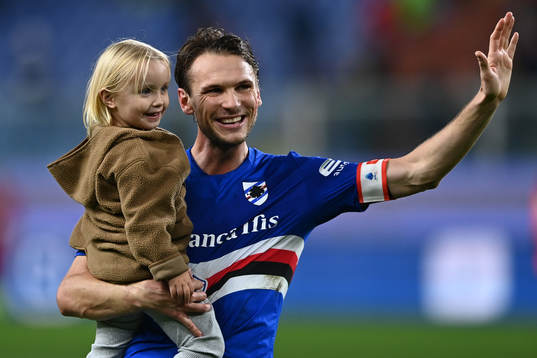 Albin Ekdal of Sampdoria celebrates