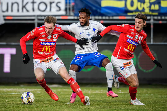 Degerfors Adam Carlén och Gustav Granath mot IFK