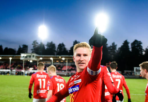 Degerfors Oliver Ekroth jublar
