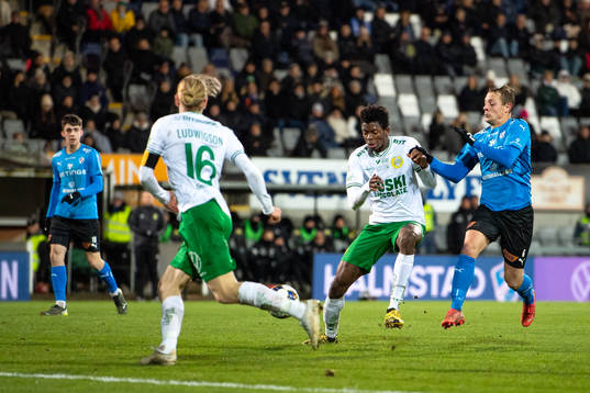 Hammarbys Aziz Mohammed Ouattara och Halmstads Joel