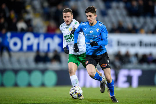 Hammarbys Jeppe Andersen och Halmstads Emil Tot Wikström