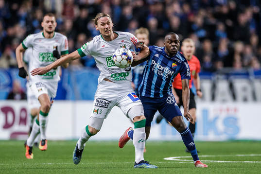 Varbergs Hampus Zachrisson och Djurgårdens Edward Chilufya