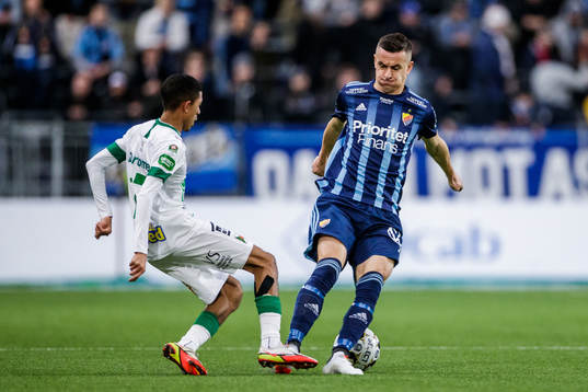 Varbergs Tashreeq Matthews och Djurgårdens Haris Radetinac