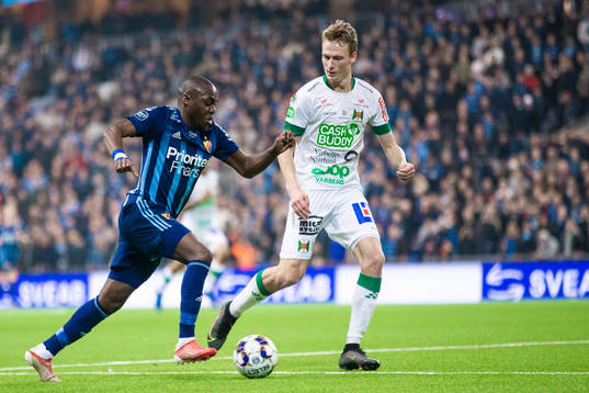 Djurgårdens Edward Chilufya och Varbergs Alexander