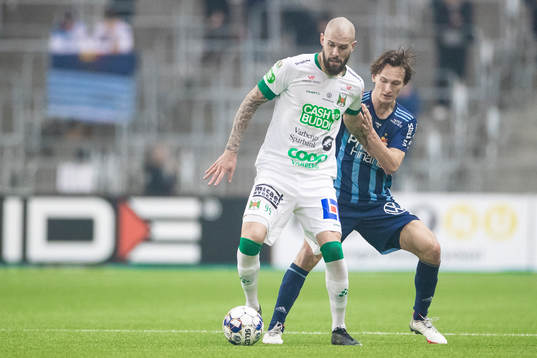 Varbergs Robin Simovic och Djurgårdens Jacob Une Larsson